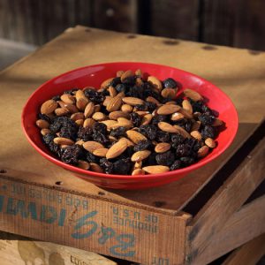 Roasted *Almonds w/*Raisins *Organic R & R 1 lb-0
